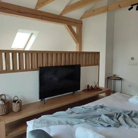Apartamenty Tafla Nad Jeziorem Czorsztynskim Kluszkowce Exterior photo