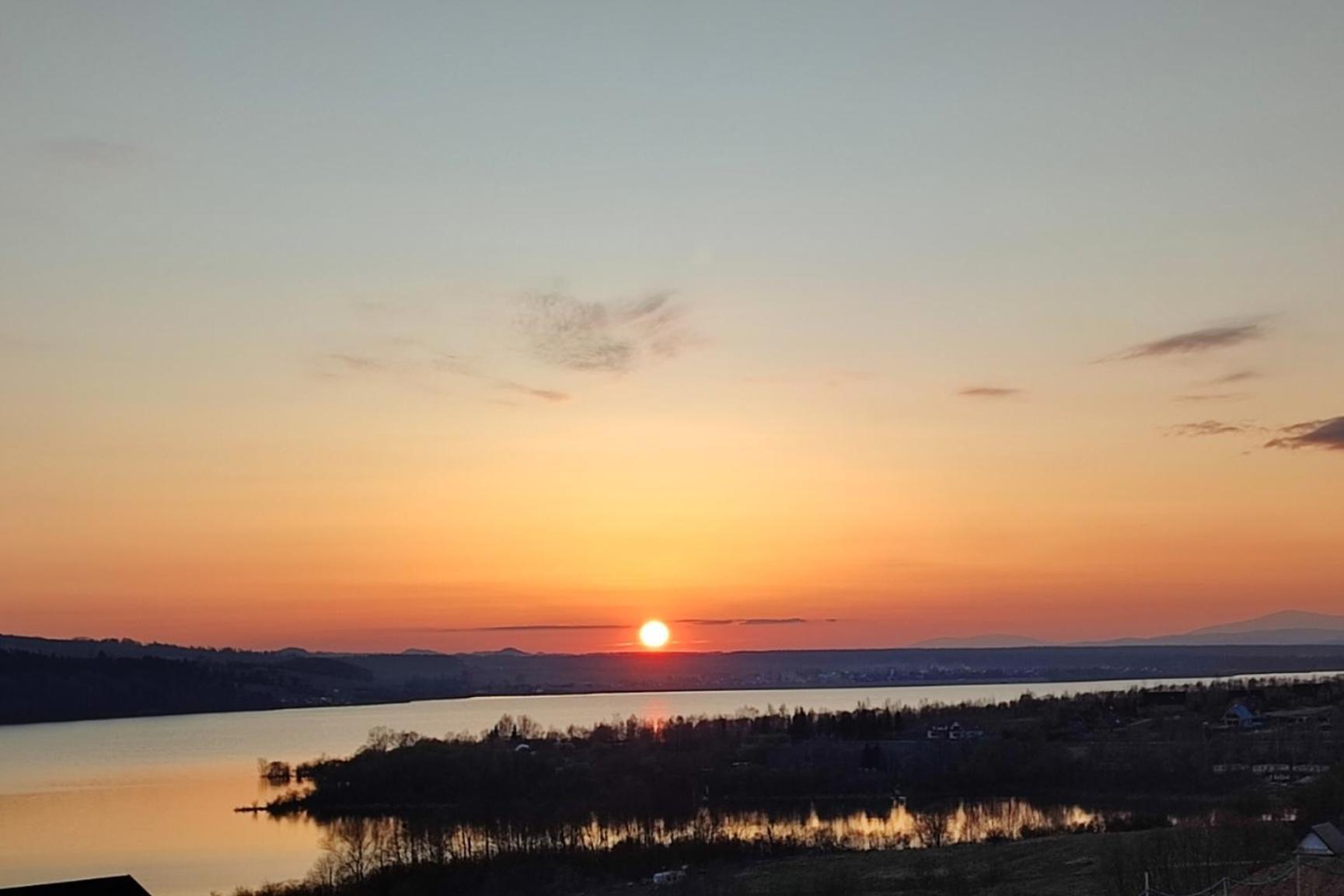 Tafla Nad Jeziorem Czorsztynskim *